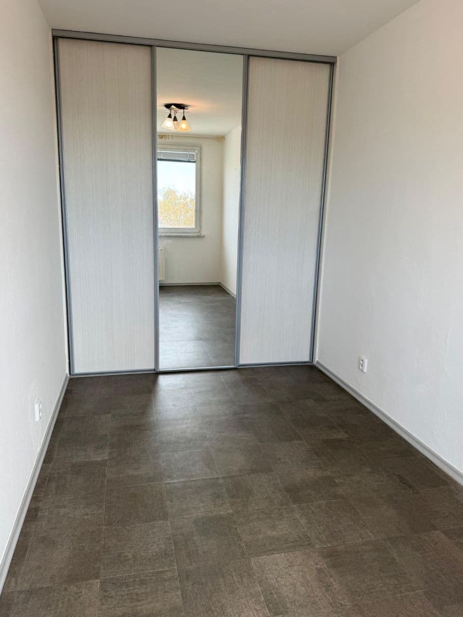 Predaj bytu 2-izbový 45 m², Zikova, Olomouc, Olomoucký kraj Predaj bytu 2-izbový 45 m², Zikova, Olomouc, Olomoucký kraj