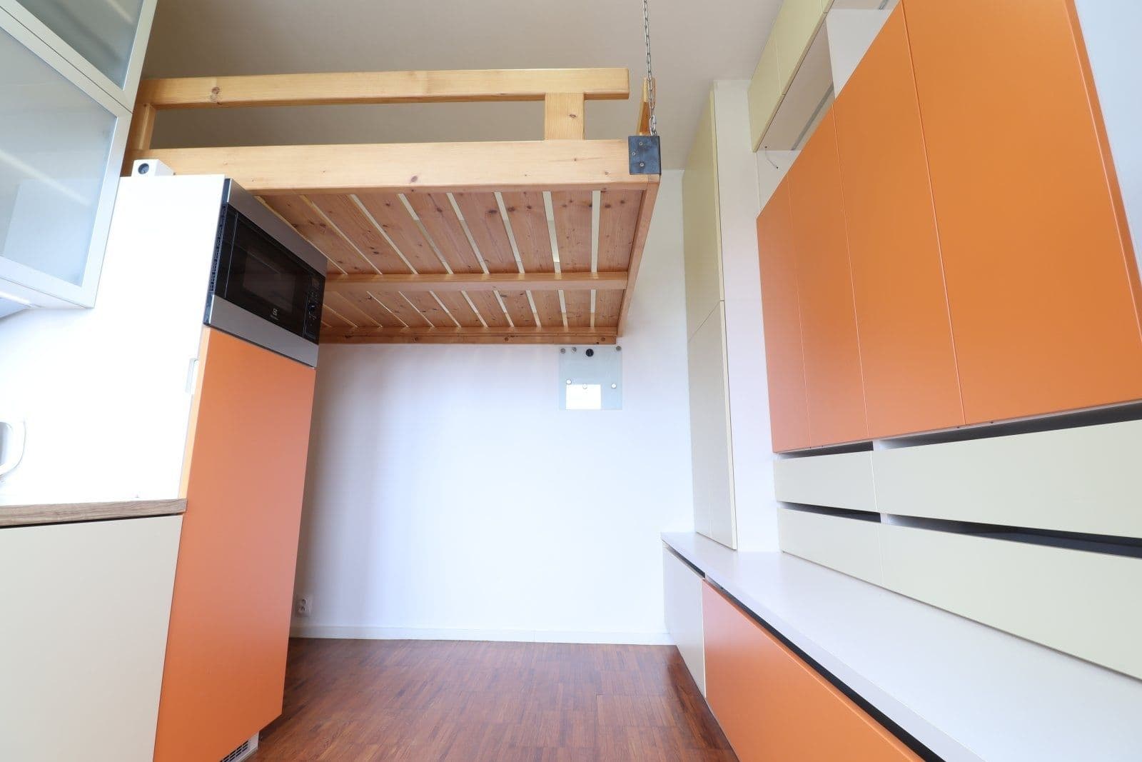 Prenájom bytu 1-izbový 16 m², Parléřova, Praha, Praha Prenájom bytu 1-izbový 16 m², Parléřova, Praha, Praha