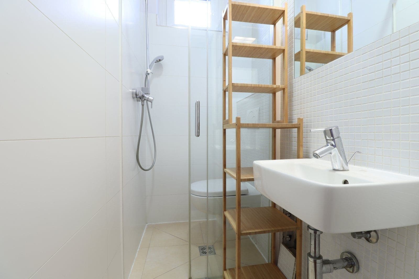 Prenájom bytu 1-izbový 16 m², Parléřova, Praha, Praha Prenájom bytu 1-izbový 16 m², Parléřova, Praha, Praha