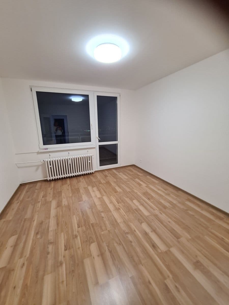 Prenájom bytu 2-izbový 75 m², Vavřenova, Praha, Praha Prenájom bytu 2-izbový 75 m², Vavřenova, Praha, Praha