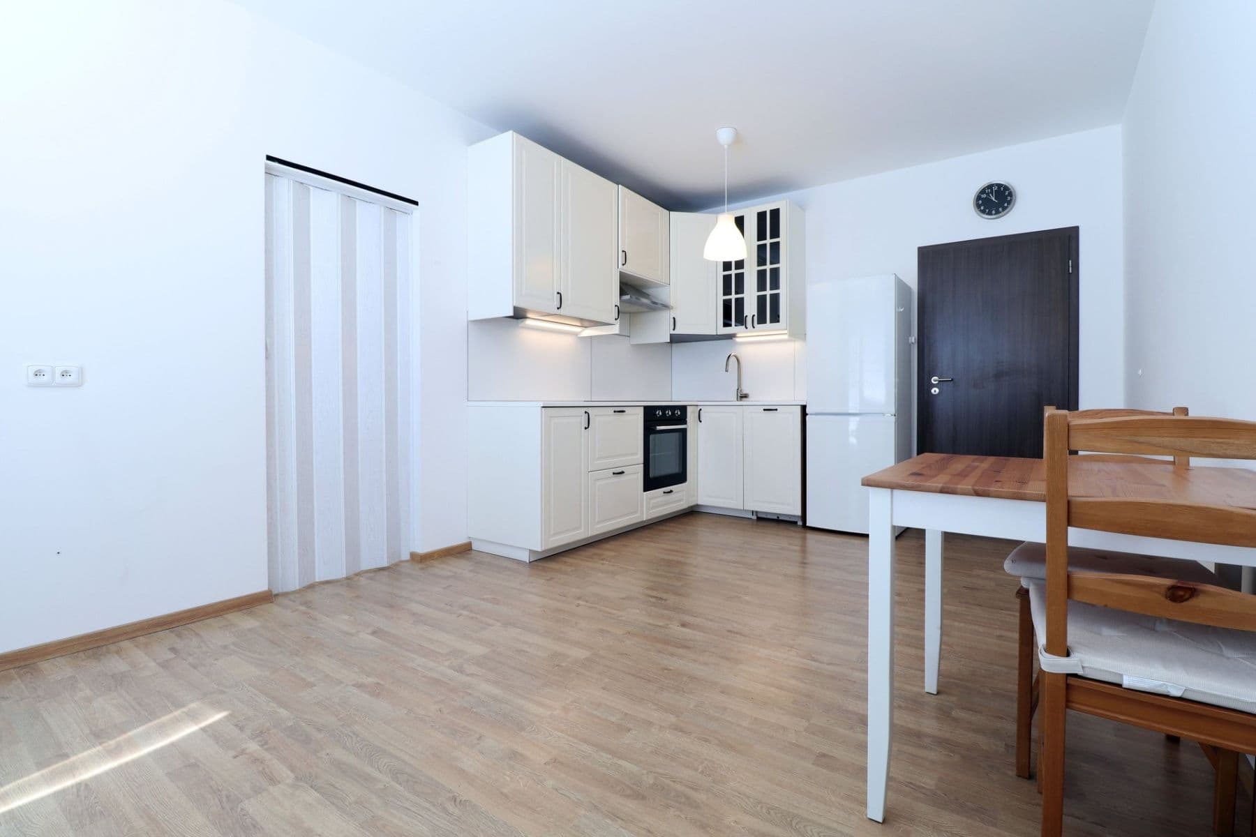 Prenájom bytu 2-izbový 43 m², Makedonská, Praha, Praha Prenájom bytu 2-izbový 43 m², Makedonská, Praha, Praha