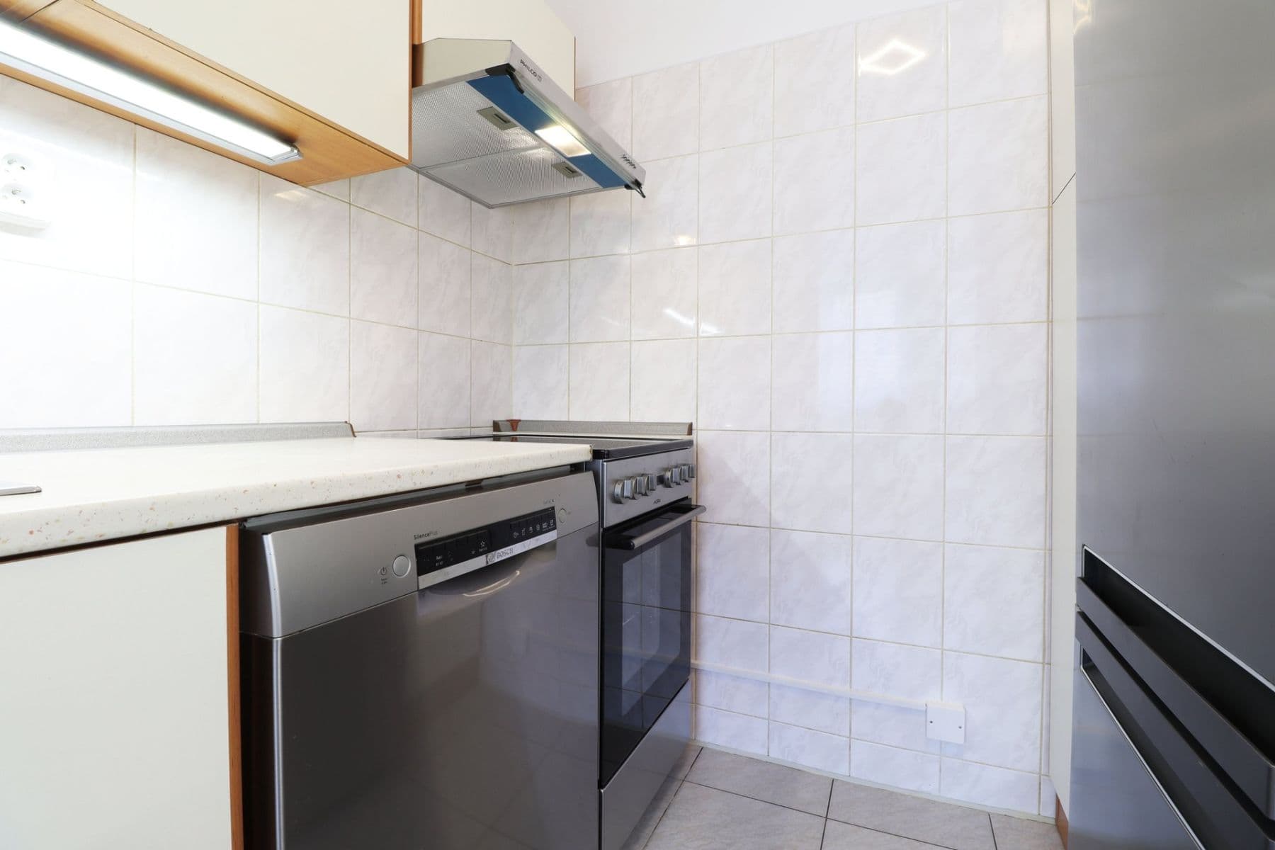 Prenájom bytu 1-izbový 33 m², Vít. Nezvala, Kladno, Středočeský kraj Prenájom bytu 1-izbový 33 m², Vít. Nezvala, Kladno, Středočeský kraj