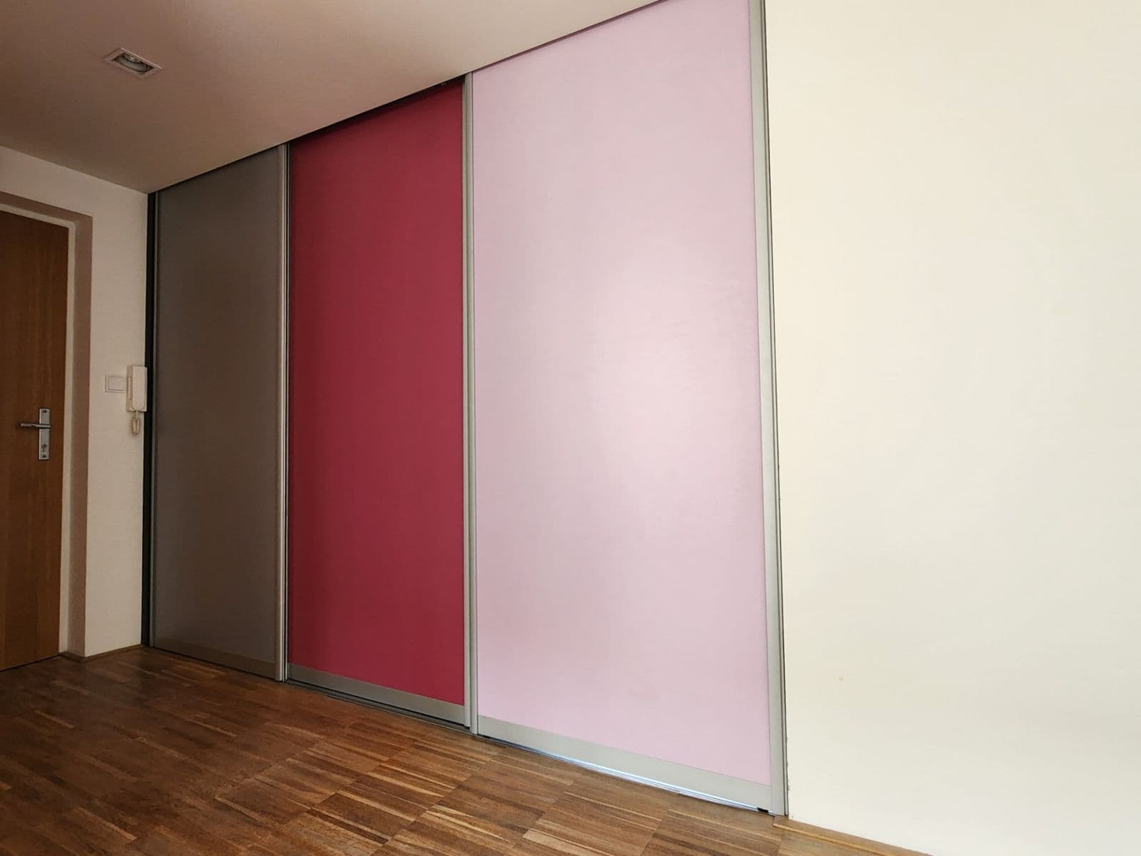 Prenájom bytu 3-izbový 80 m², Jana Masaryka, Jihlava, Kraj Vysočina Prenájom bytu 3-izbový 80 m², Jana Masaryka, Jihlava, Kraj Vysočina