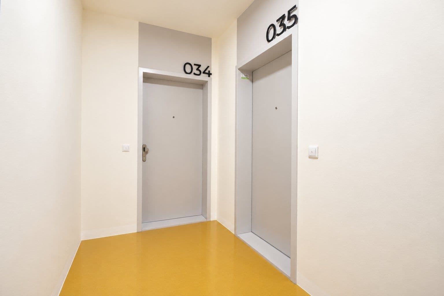 Prenájom bytu 2-izbový 55 m², Drahobejlova, Praha, Praha Prenájom bytu 2-izbový 55 m², Drahobejlova, Praha, Praha