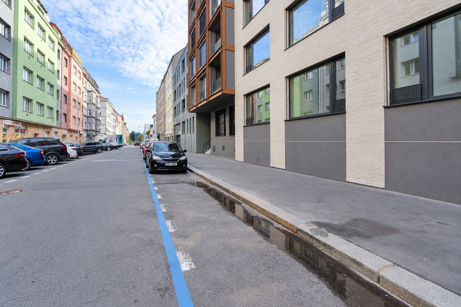 Prenájom bytu 2-izbový 55 m², Drahobejlova, Praha, Praha Prenájom bytu 2-izbový 55 m², Drahobejlova, Praha, Praha