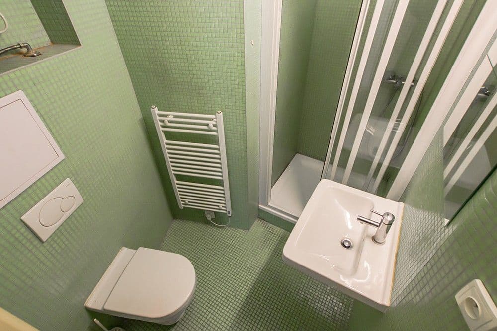 Prenájom bytu 2-izbový 54 m², U Akademie, Praha, Praha Prenájom bytu 2-izbový 54 m², U Akademie, Praha, Praha