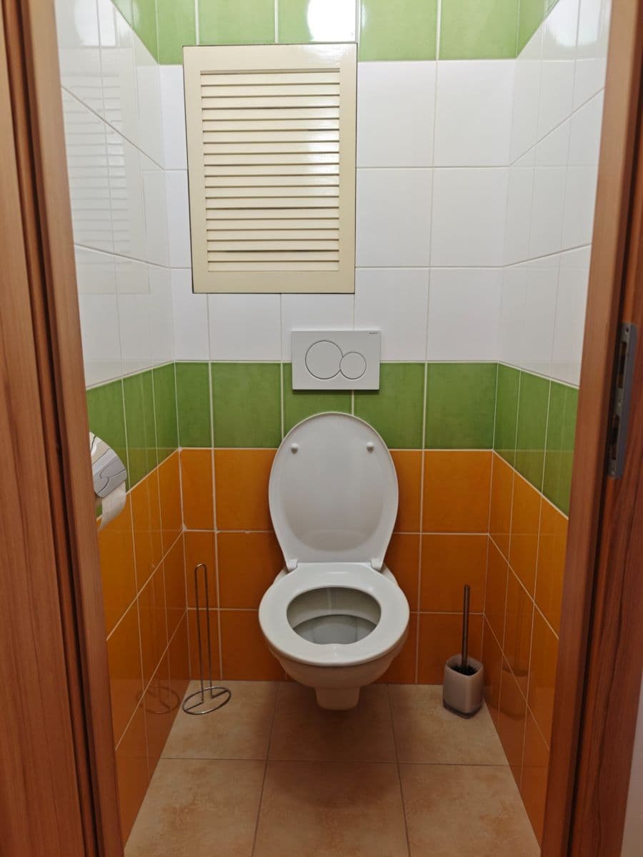 Prenájom bytu 1-izbový 30 m², Valentova, Praha, Praha Prenájom bytu 1-izbový 30 m², Valentova, Praha, Praha