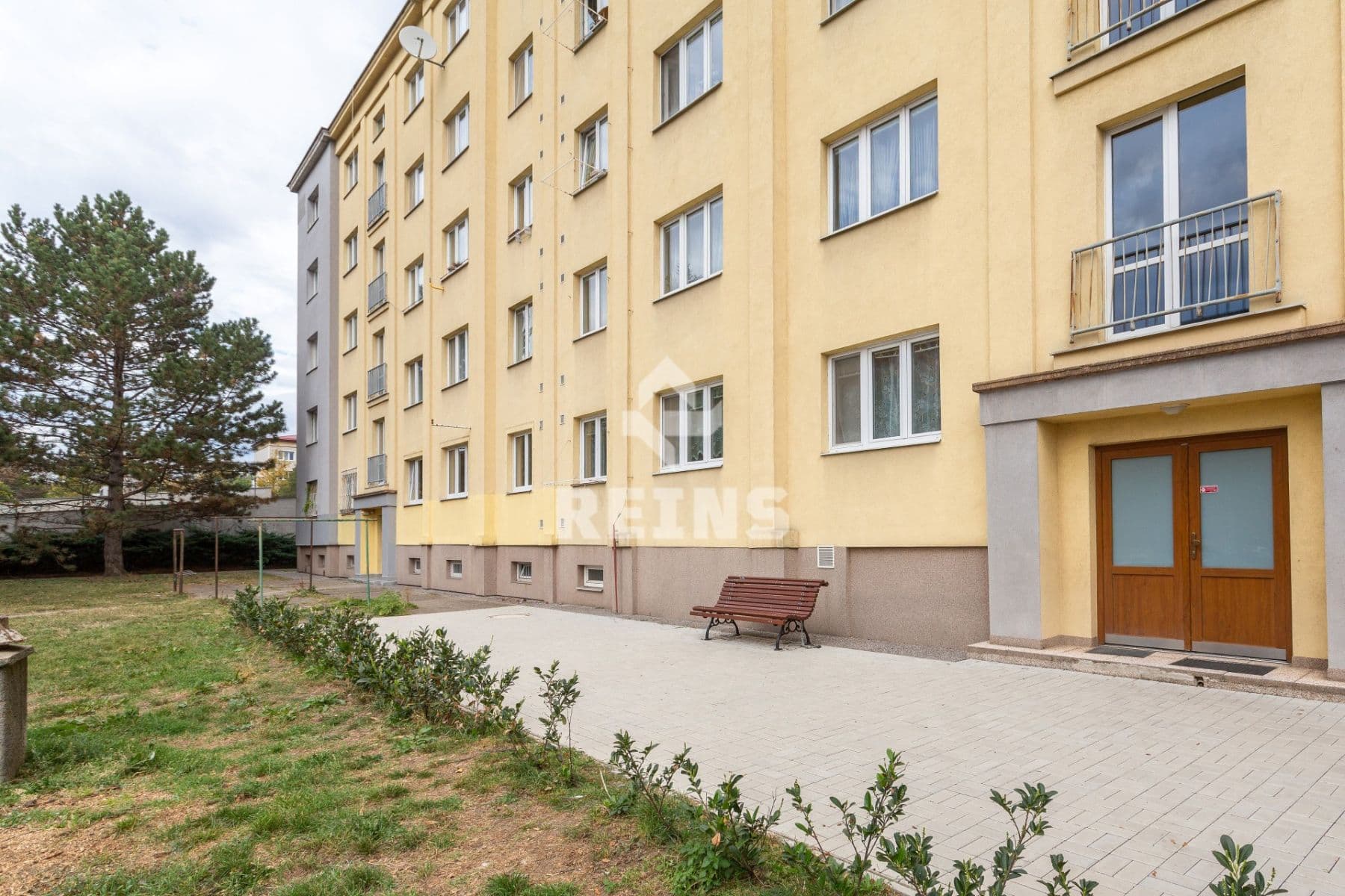 Predaj bytu 3-izbový 70 m², Štěchovická, Praha, Praha Predaj bytu 3-izbový 70 m², Štěchovická, Praha, Praha