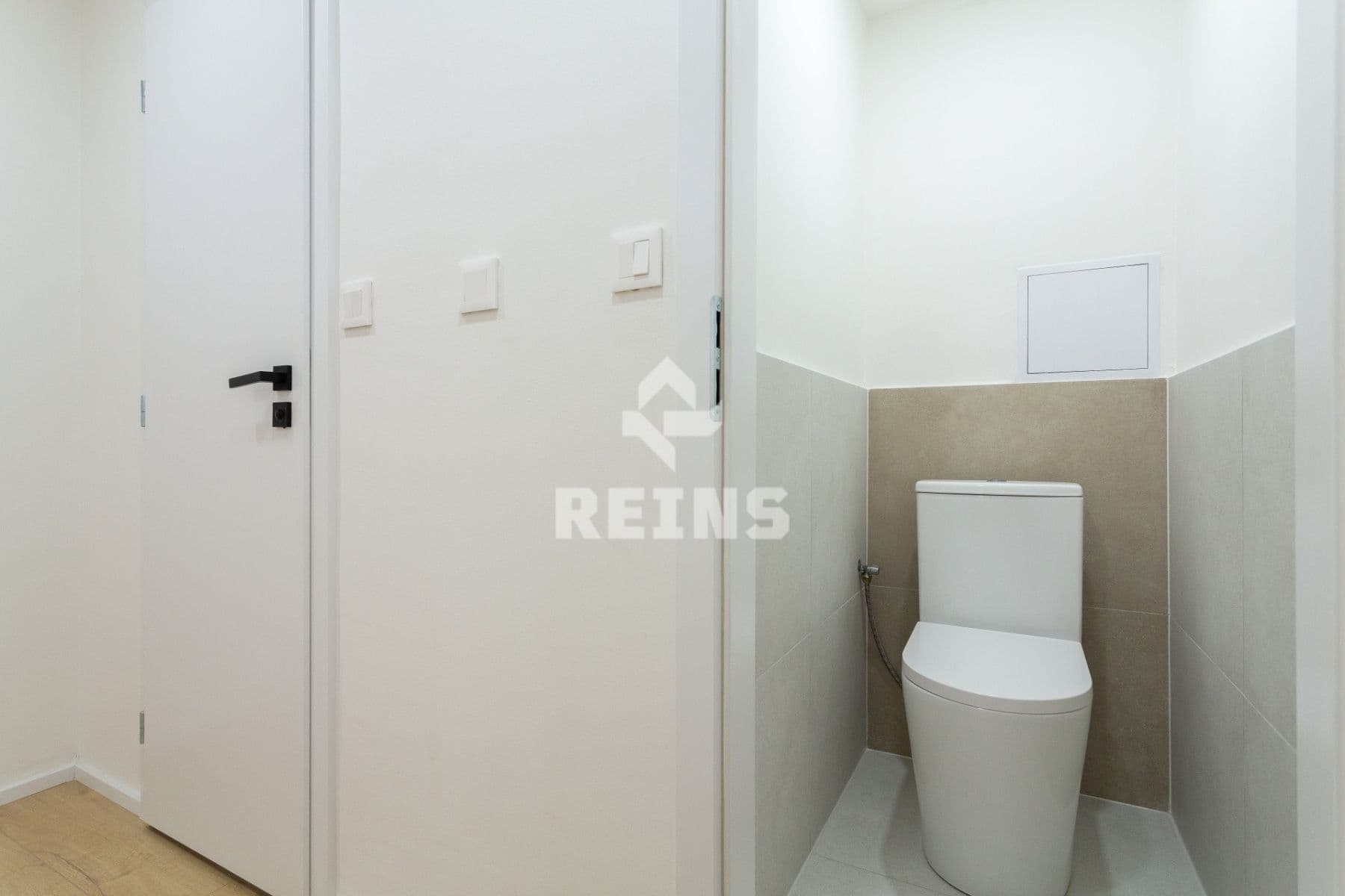 Predaj bytu 3-izbový 70 m², Štěchovická, Praha, Praha Predaj bytu 3-izbový 70 m², Štěchovická, Praha, Praha