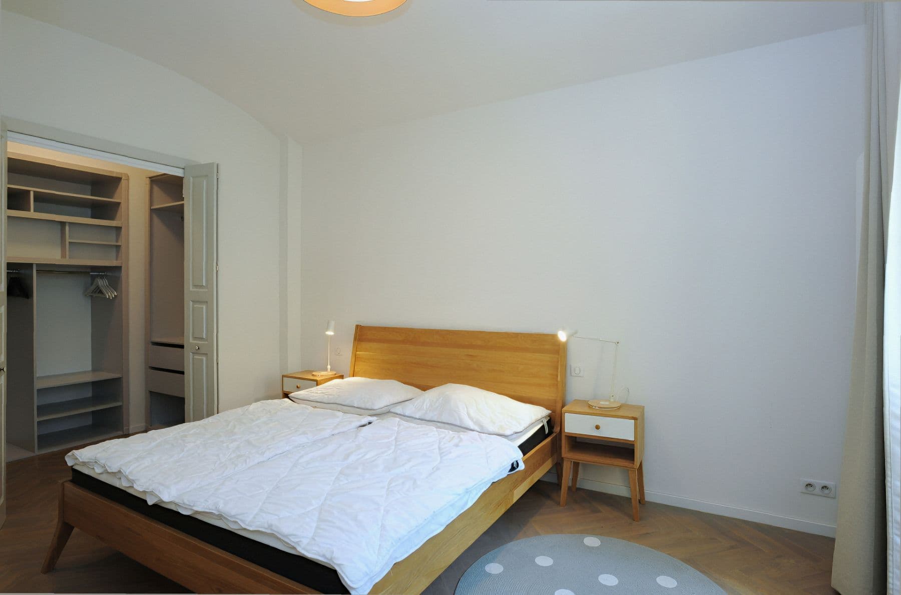 Prenájom bytu 2-izbový 84 m², Žatecká, Praha, Praha Prenájom bytu 2-izbový 84 m², Žatecká, Praha, Praha