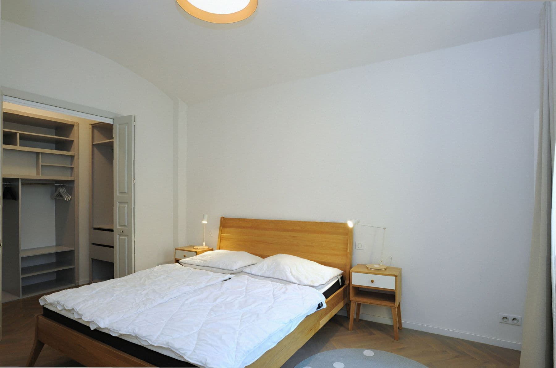 Prenájom bytu 2-izbový 84 m², Žatecká, Praha, Praha Prenájom bytu 2-izbový 84 m², Žatecká, Praha, Praha