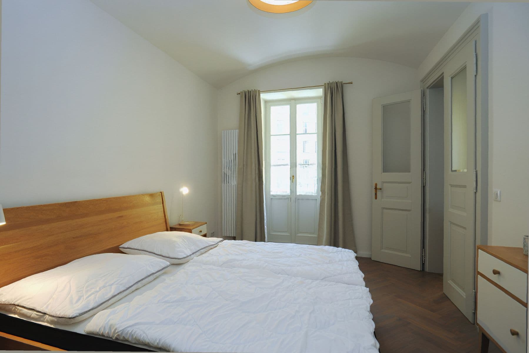 Prenájom bytu 2-izbový 84 m², Žatecká, Praha, Praha Prenájom bytu 2-izbový 84 m², Žatecká, Praha, Praha