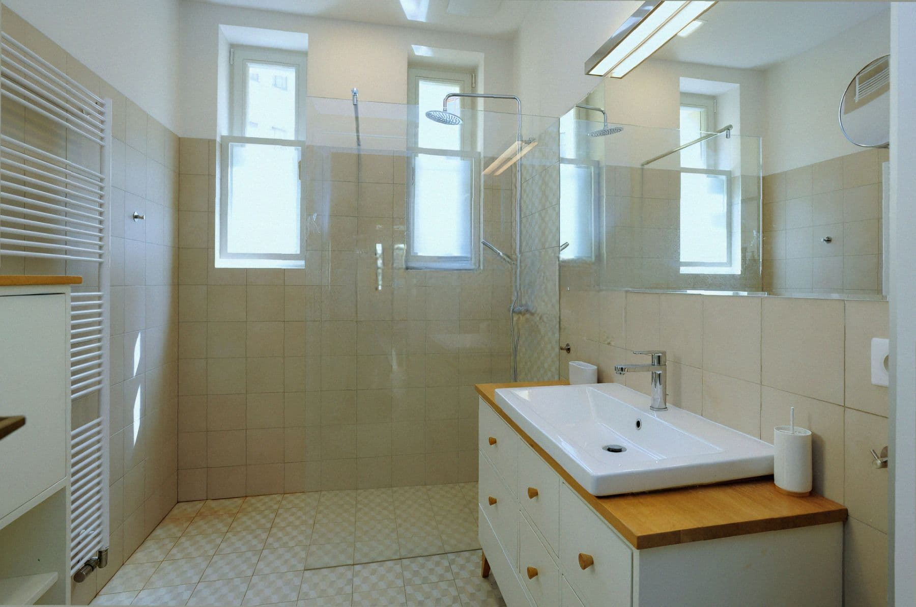 Prenájom bytu 2-izbový 84 m², Žatecká, Praha, Praha Prenájom bytu 2-izbový 84 m², Žatecká, Praha, Praha