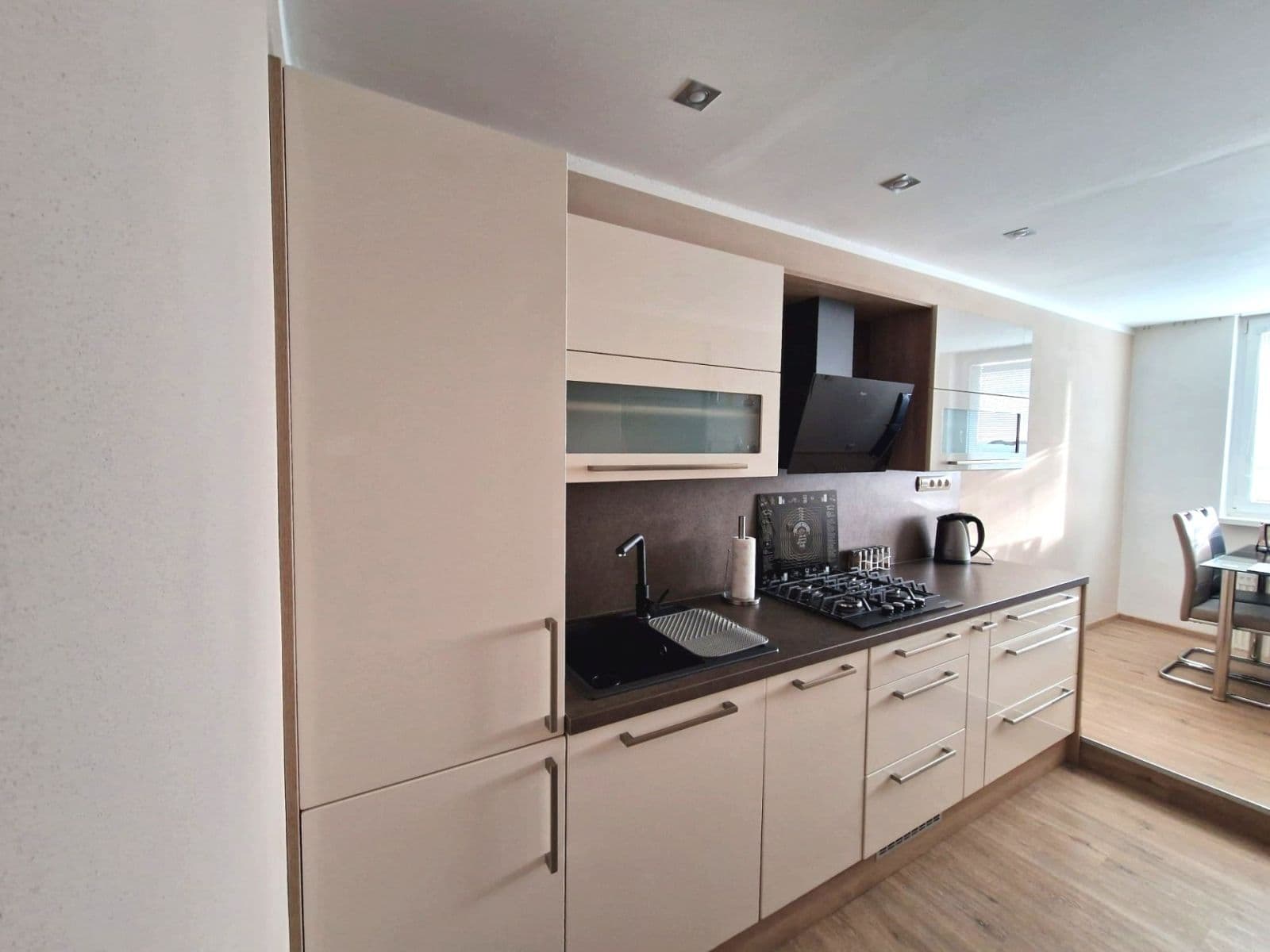 Predaj bytu 3-izbový 90 m², Sportovní, Mělník, Středočeský kraj Predaj bytu 3-izbový 90 m², Sportovní, Mělník, Středočeský kraj
