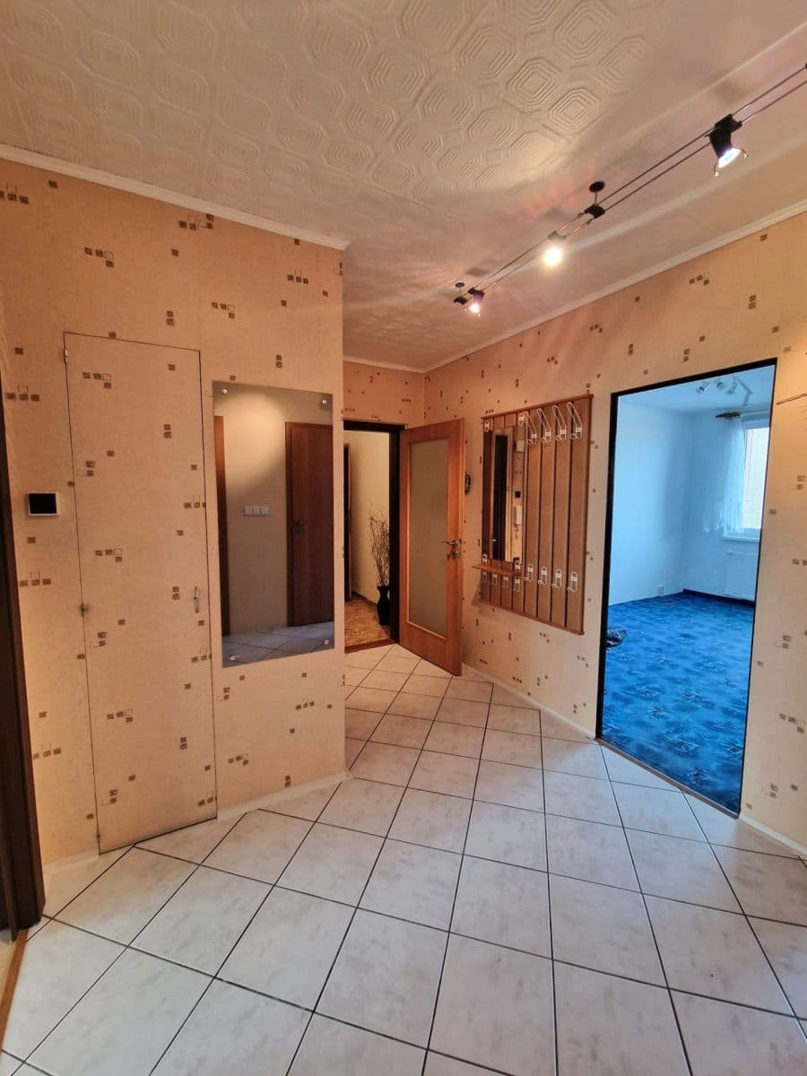 Predaj bytu 3-izbový 90 m², Sportovní, Mělník, Středočeský kraj Predaj bytu 3-izbový 90 m², Sportovní, Mělník, Středočeský kraj