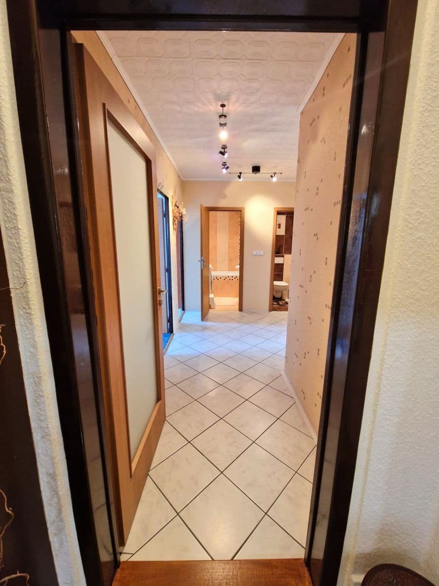 Predaj bytu 3-izbový 90 m², Sportovní, Mělník, Středočeský kraj Predaj bytu 3-izbový 90 m², Sportovní, Mělník, Středočeský kraj