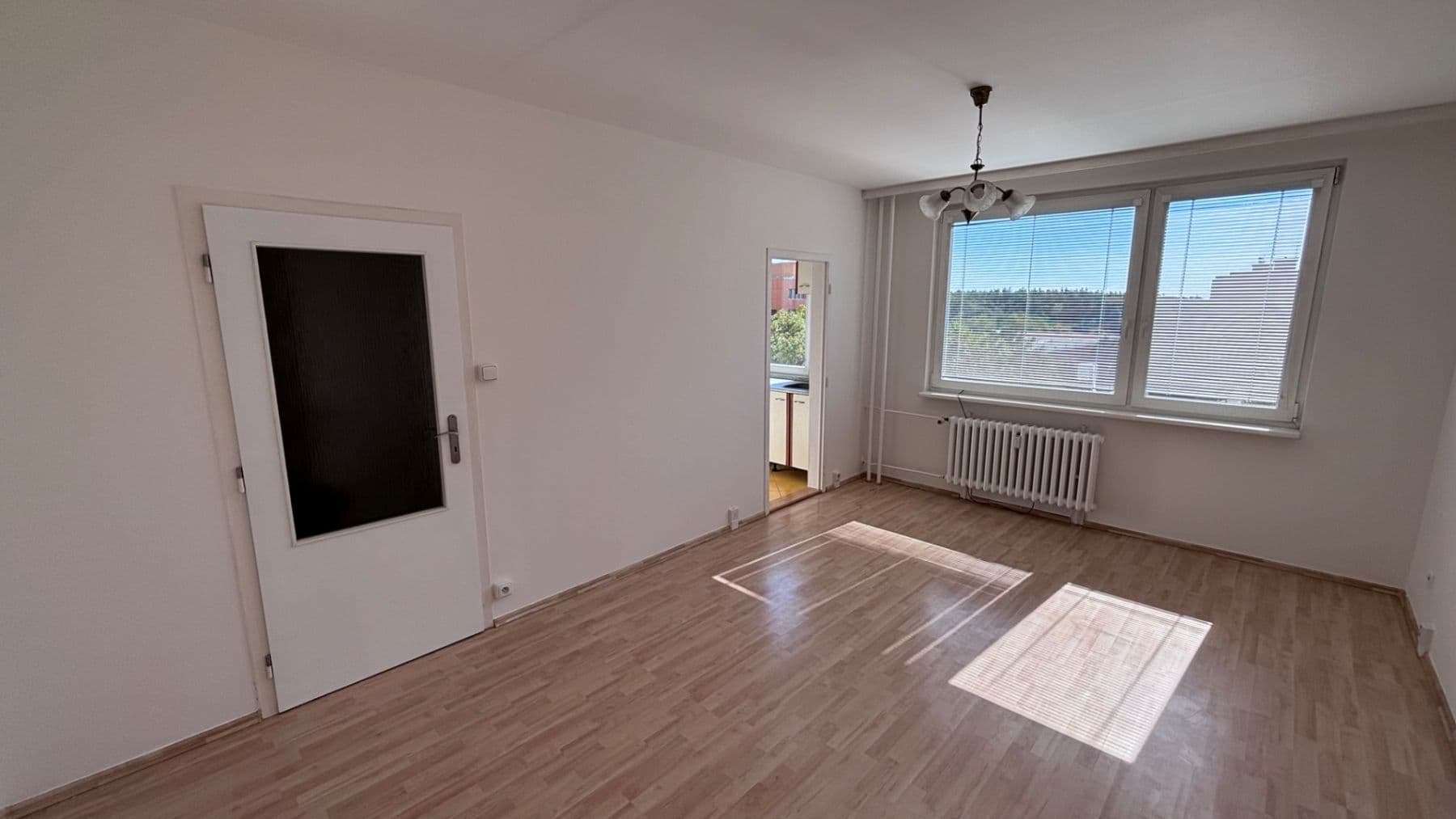 Prenájom bytu 1-izbový 30 m², Mazurská, Praha, Praha Prenájom bytu 1-izbový 30 m², Mazurská, Praha, Praha