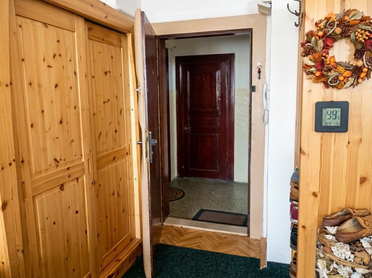 Predaj bytu 1-izbový 24 m², Pod Čertovou skalou, Praha, Praha Predaj bytu 1-izbový 24 m², Pod Čertovou skalou, Praha, Praha