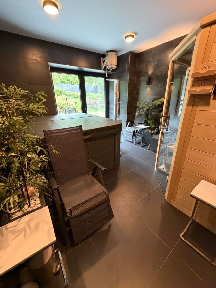 Predaj domu 460 m², pozemok 3.212 m², Na Chmelnici, Týnec nad Sázavou, Středočeský kraj Predaj domu 460 m², pozemok 3.212 m², Na Chmelnici, Týnec nad Sázavou, Středočeský kraj