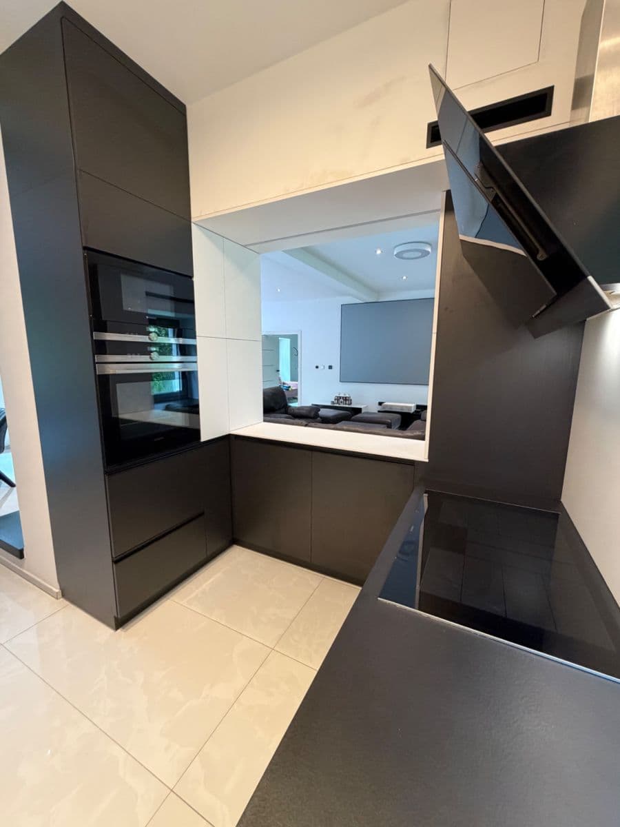 Predaj domu 460 m², pozemok 3.212 m², Na Chmelnici, Týnec nad Sázavou, Středočeský kraj Predaj domu 460 m², pozemok 3.212 m², Na Chmelnici, Týnec nad Sázavou, Středočeský kraj
