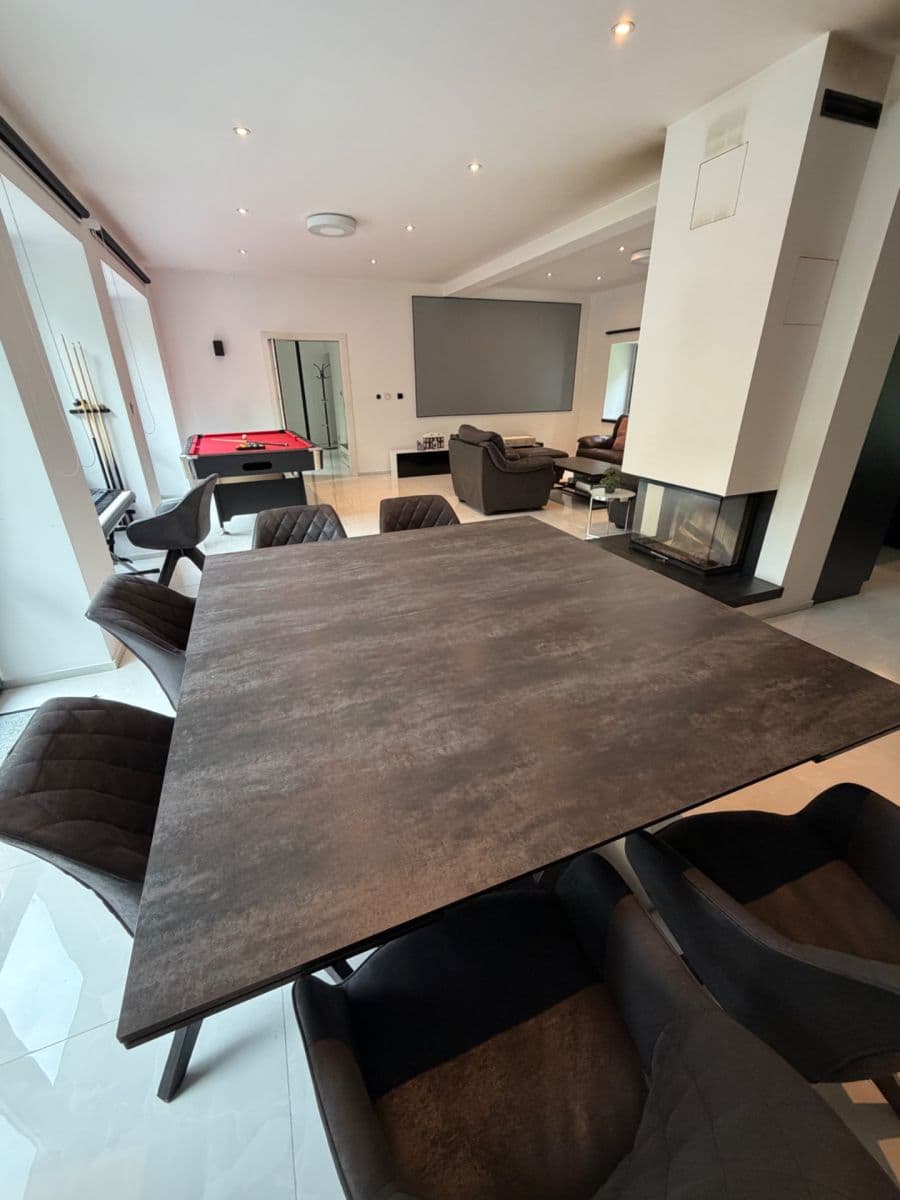 Predaj domu 460 m², pozemok 3.212 m², Na Chmelnici, Týnec nad Sázavou, Středočeský kraj Predaj domu 460 m², pozemok 3.212 m², Na Chmelnici, Týnec nad Sázavou, Středočeský kraj