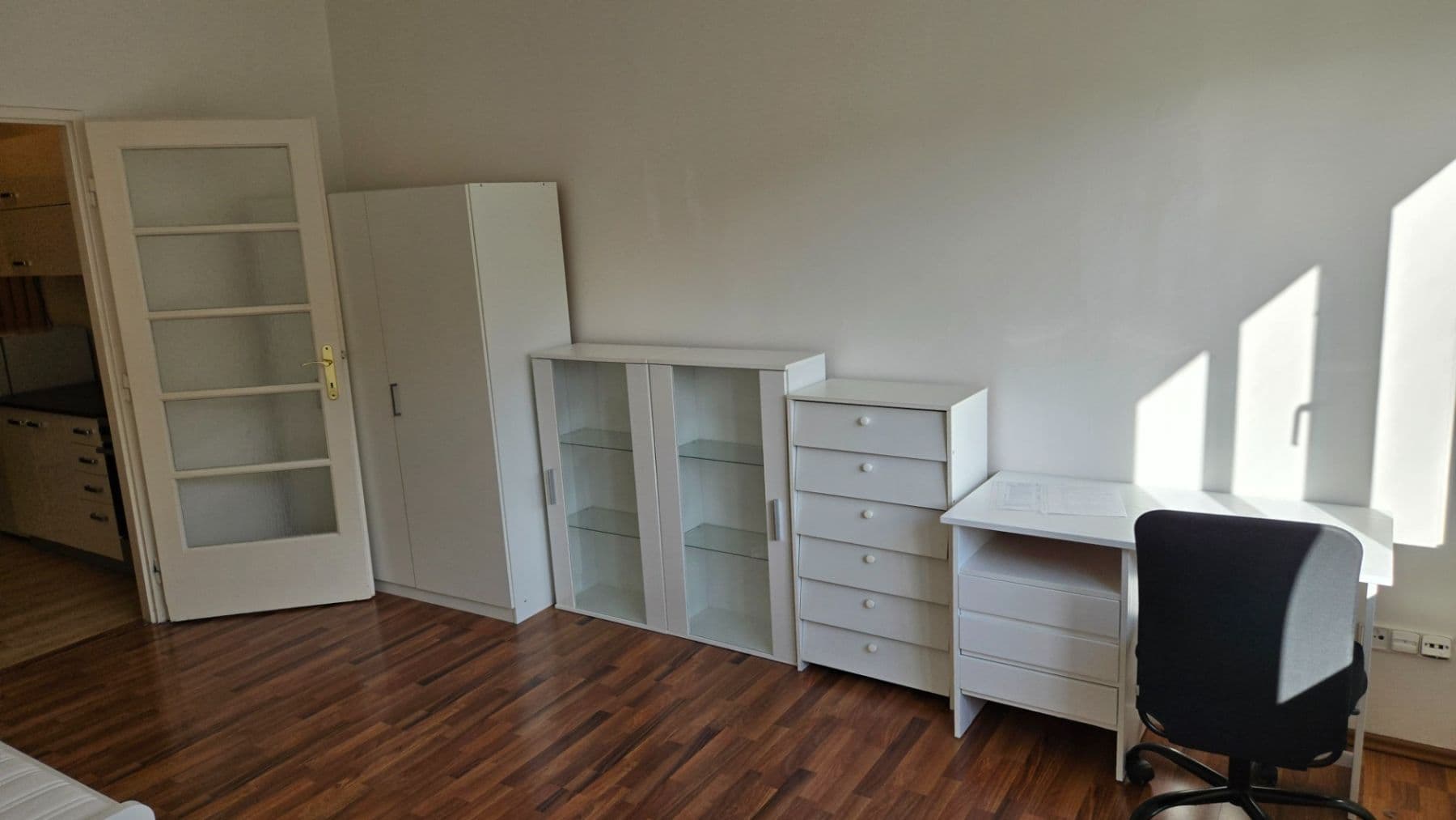 Prenájom bytu 1-izbový 30 m², Vrchlického, Praha, Praha Prenájom bytu 1-izbový 30 m², Vrchlického, Praha, Praha