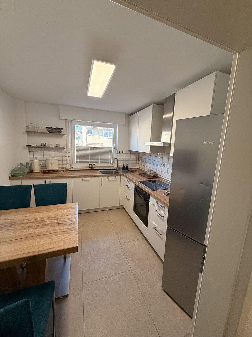 Prenájom bytu 75 m², Büchertstr. 3, Sandhausen, Bádensko-Wurttembersko Prenájom bytu 75 m², Büchertstr. 3, Sandhausen, Bádensko-Wurttembersko