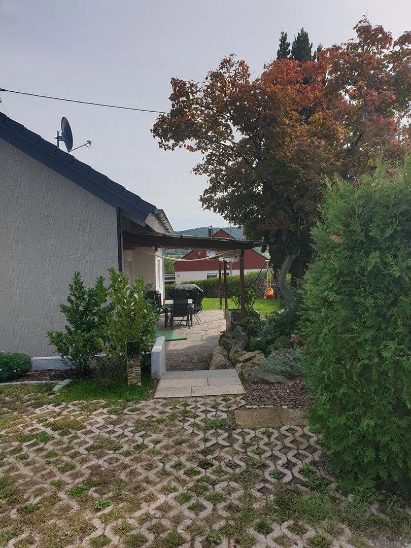 Prenájom bytu 4-izbový 103 m², Rudersberg, Bádensko-Wurttembersko Prenájom bytu 4-izbový 103 m², Rudersberg, Bádensko-Wurttembersko