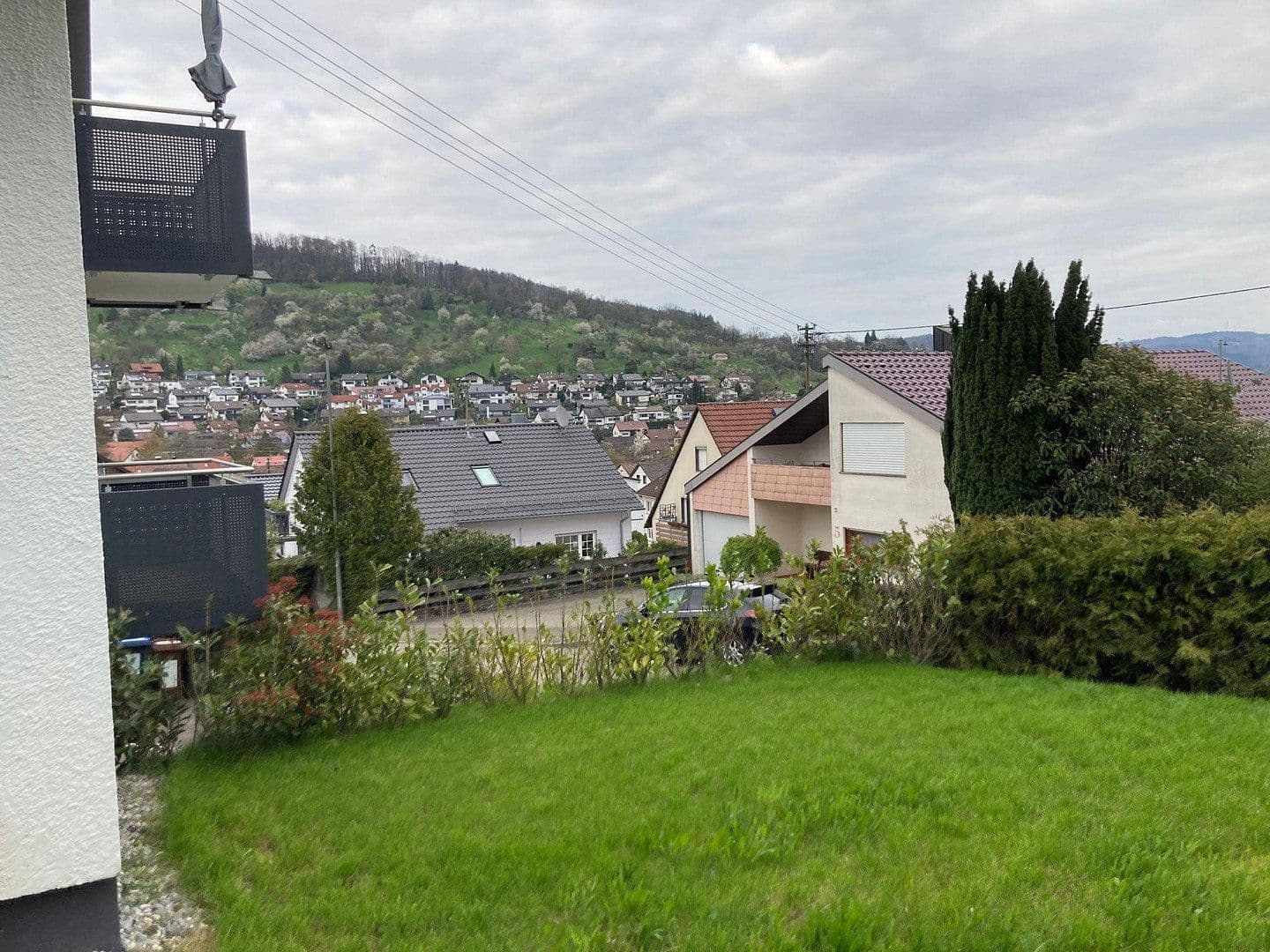 Prenájom bytu 4-izbový 103 m², Rudersberg, Bádensko-Wurttembersko Prenájom bytu 4-izbový 103 m², Rudersberg, Bádensko-Wurttembersko