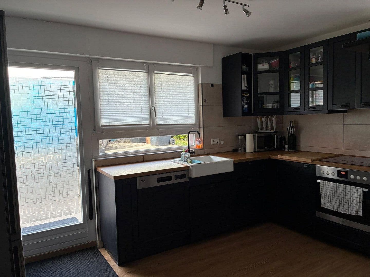 Prenájom bytu 4-izbový 103 m², Rudersberg, Bádensko-Wurttembersko Prenájom bytu 4-izbový 103 m², Rudersberg, Bádensko-Wurttembersko