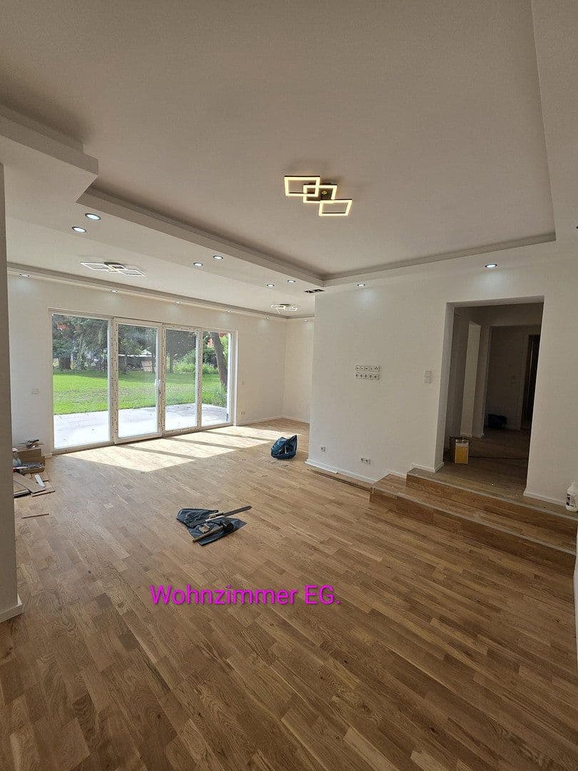 Prenájom domu 165 m², pozemok 870 m², Berlin, Berlín Prenájom domu 165 m², pozemok 870 m², Berlin, Berlín