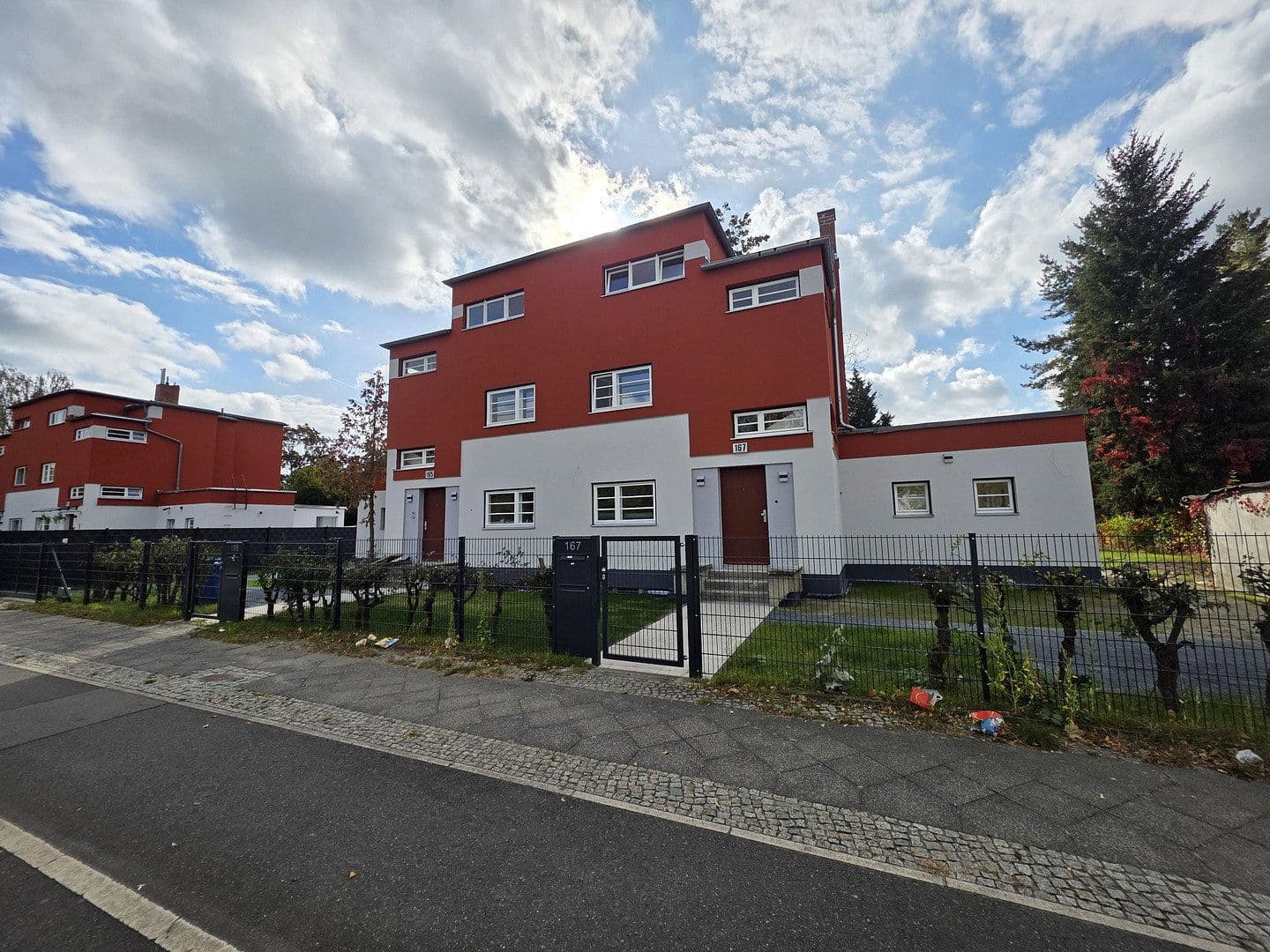 Prenájom domu 165 m², pozemok 870 m², Berlin, Berlín Prenájom domu 165 m², pozemok 870 m², Berlin, Berlín