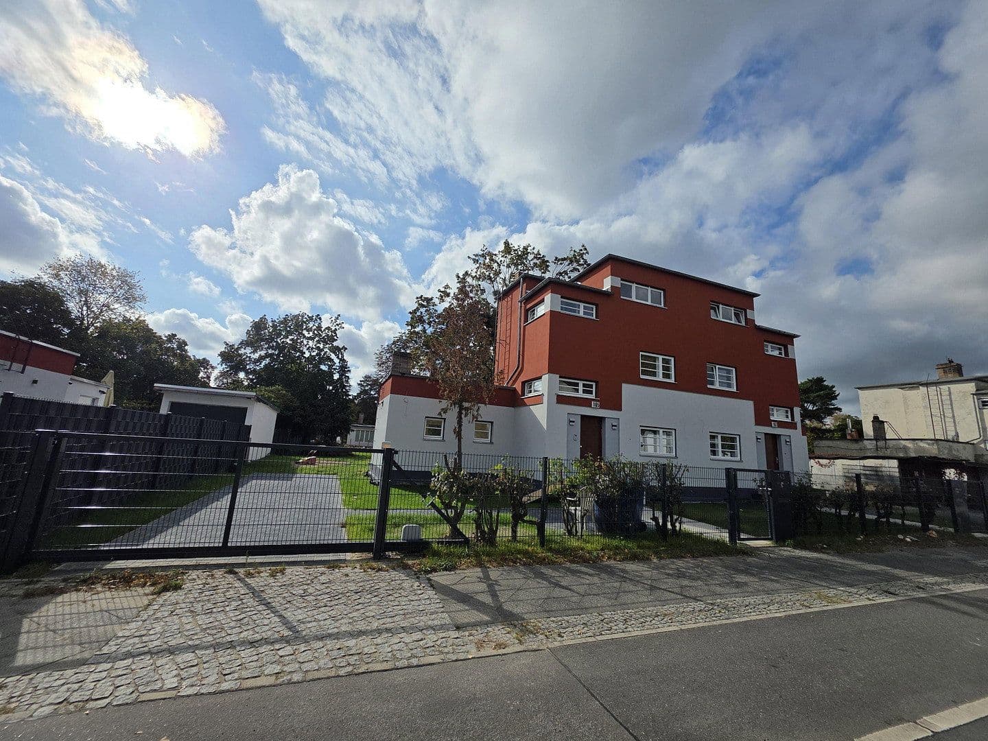 Prenájom domu 165 m², pozemok 870 m², Berlin, Berlín Prenájom domu 165 m², pozemok 870 m², Berlin, Berlín