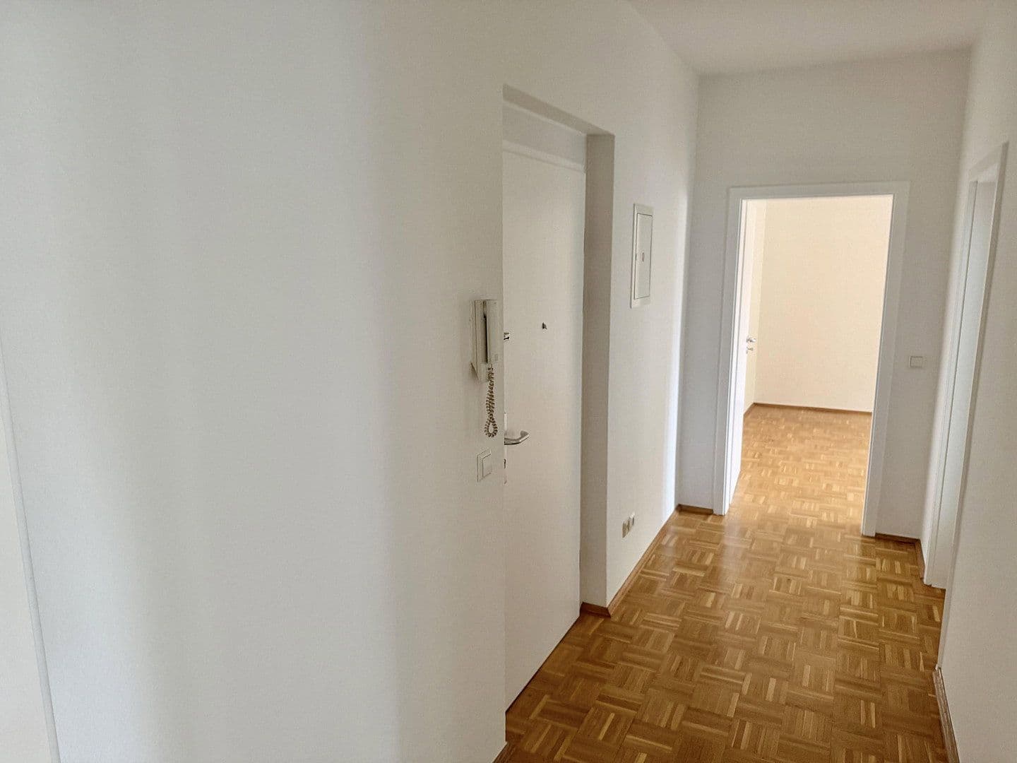 Prenájom bytu 2-izbový 61 m², Am Anger 4, Dresden, Sasko Prenájom bytu 2-izbový 61 m², Am Anger 4, Dresden, Sasko