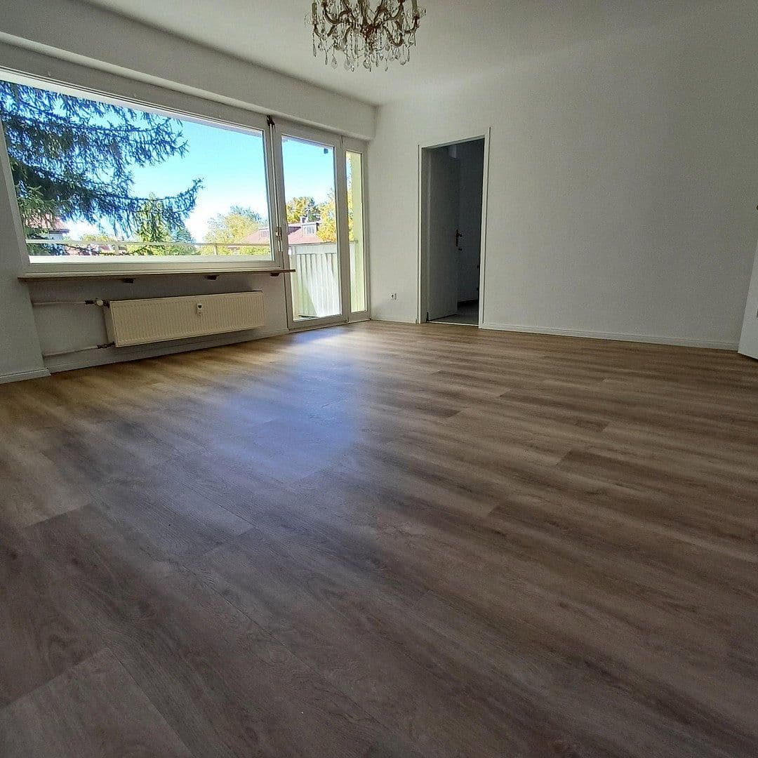 Prenájom bytu 3-izbový 74 m², Heinrich-Buz-Weg 6, München, Bavorsko Prenájom bytu 3-izbový 74 m², Heinrich-Buz-Weg 6, München, Bavorsko