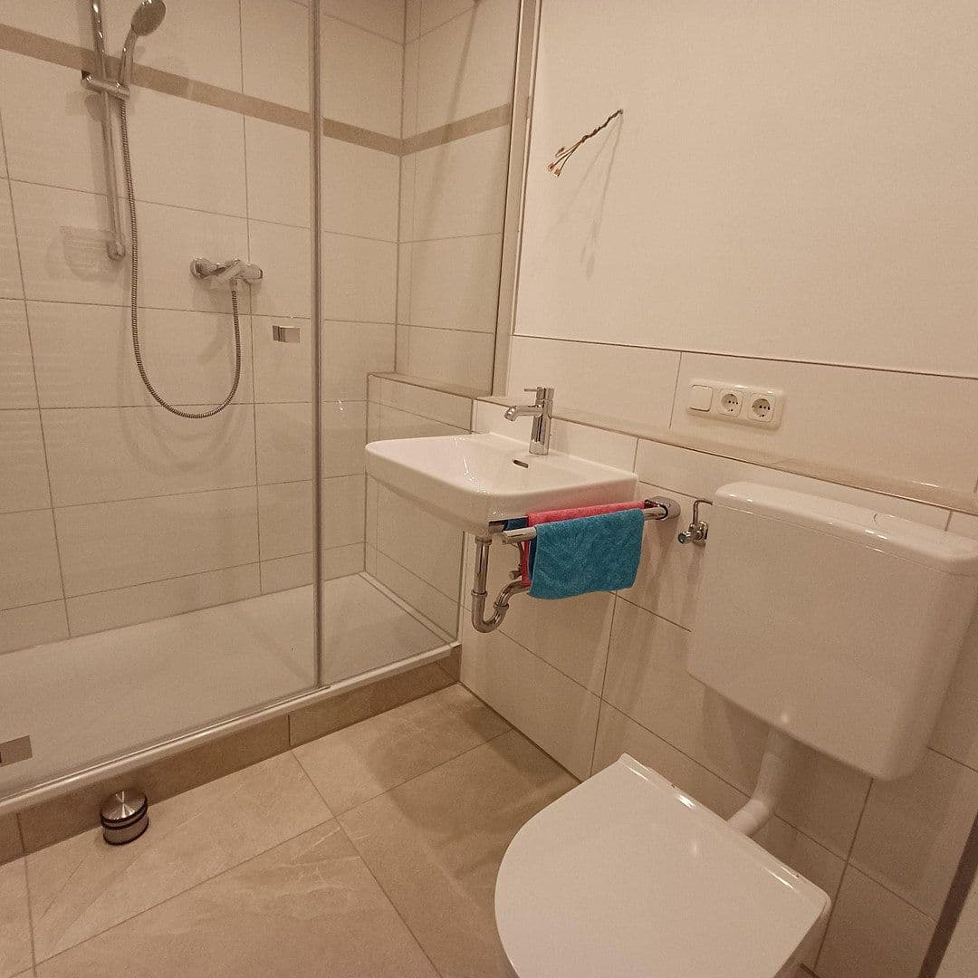 Prenájom bytu 3-izbový 74 m², Heinrich-Buz-Weg 6, München, Bavorsko Prenájom bytu 3-izbový 74 m², Heinrich-Buz-Weg 6, München, Bavorsko