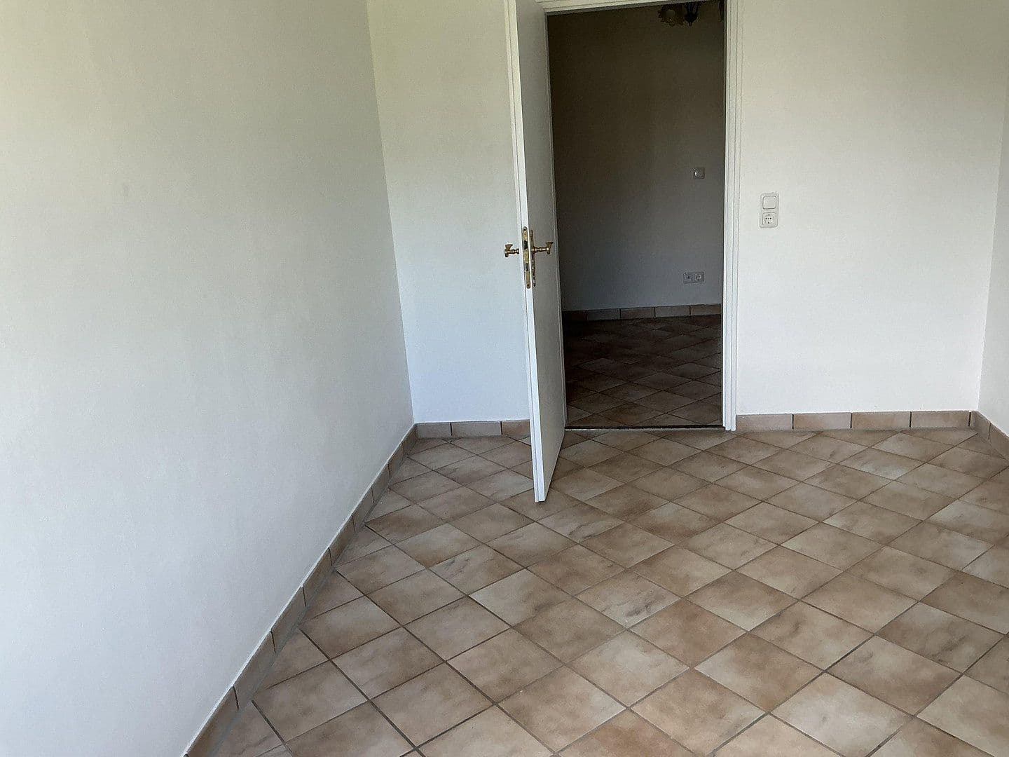 Prenájom bytu 3-izbový 74 m², Heinrich-Buz-Weg 6, München, Bavorsko Prenájom bytu 3-izbový 74 m², Heinrich-Buz-Weg 6, München, Bavorsko