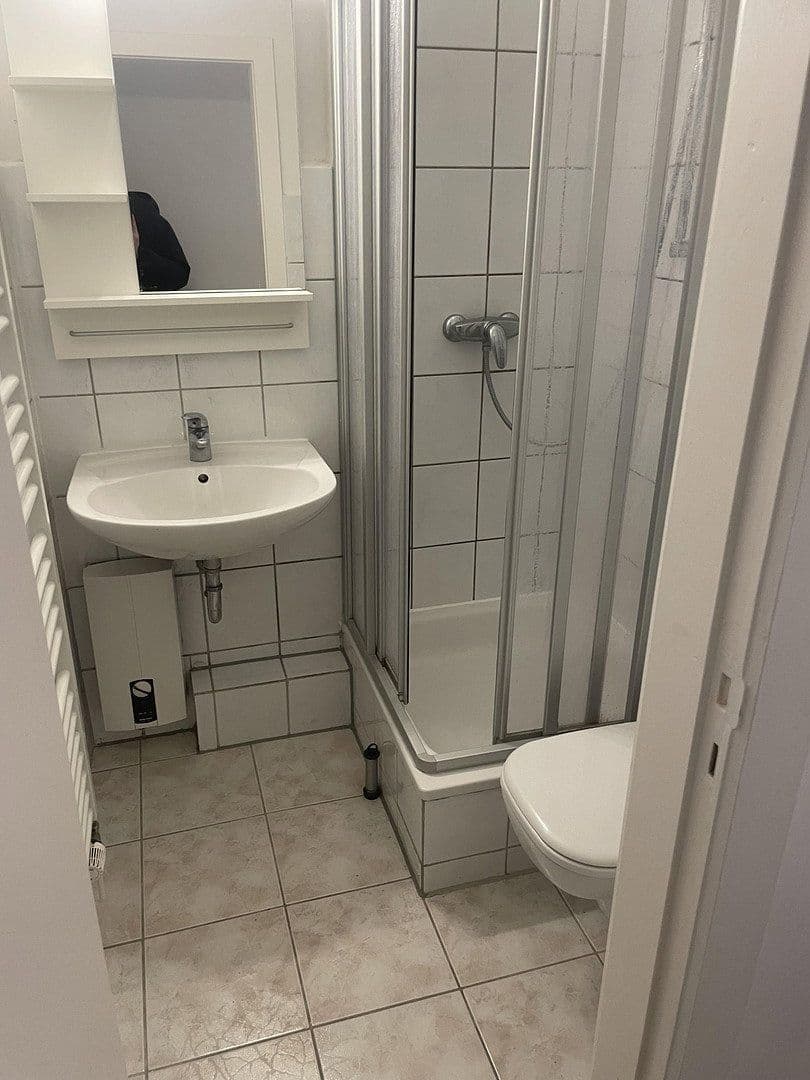 Prenájom bytu 1-izbový 25 m², Tinsdaler Kirchenweg 241a, Hamburg, Hamburg Prenájom bytu 1-izbový 25 m², Tinsdaler Kirchenweg 241a, Hamburg, Hamburg