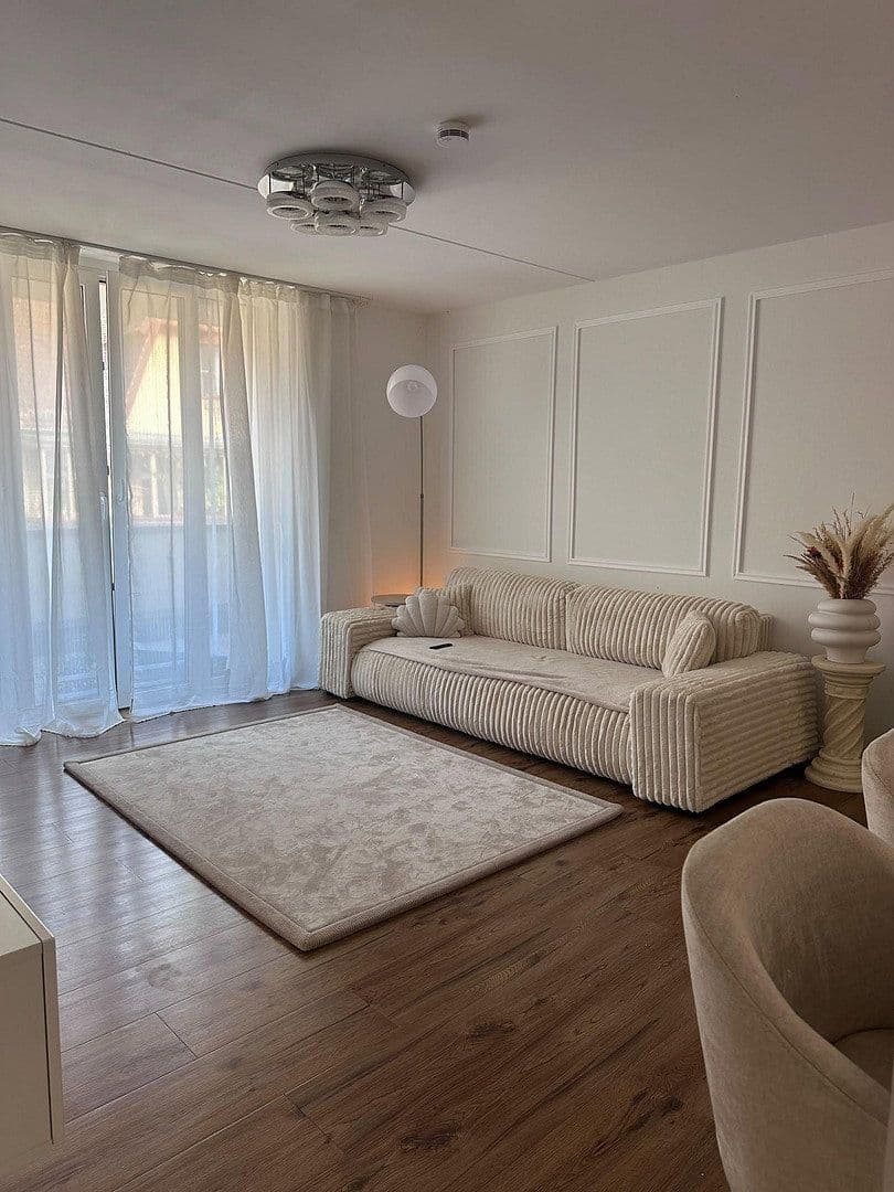 Prenájom bytu 3-izbový 90 m², Ferdinandstr. 16a, Frankfurt Oder, Brandenbursko Prenájom bytu 3-izbový 90 m², Ferdinandstr. 16a, Frankfurt Oder, Brandenbursko
