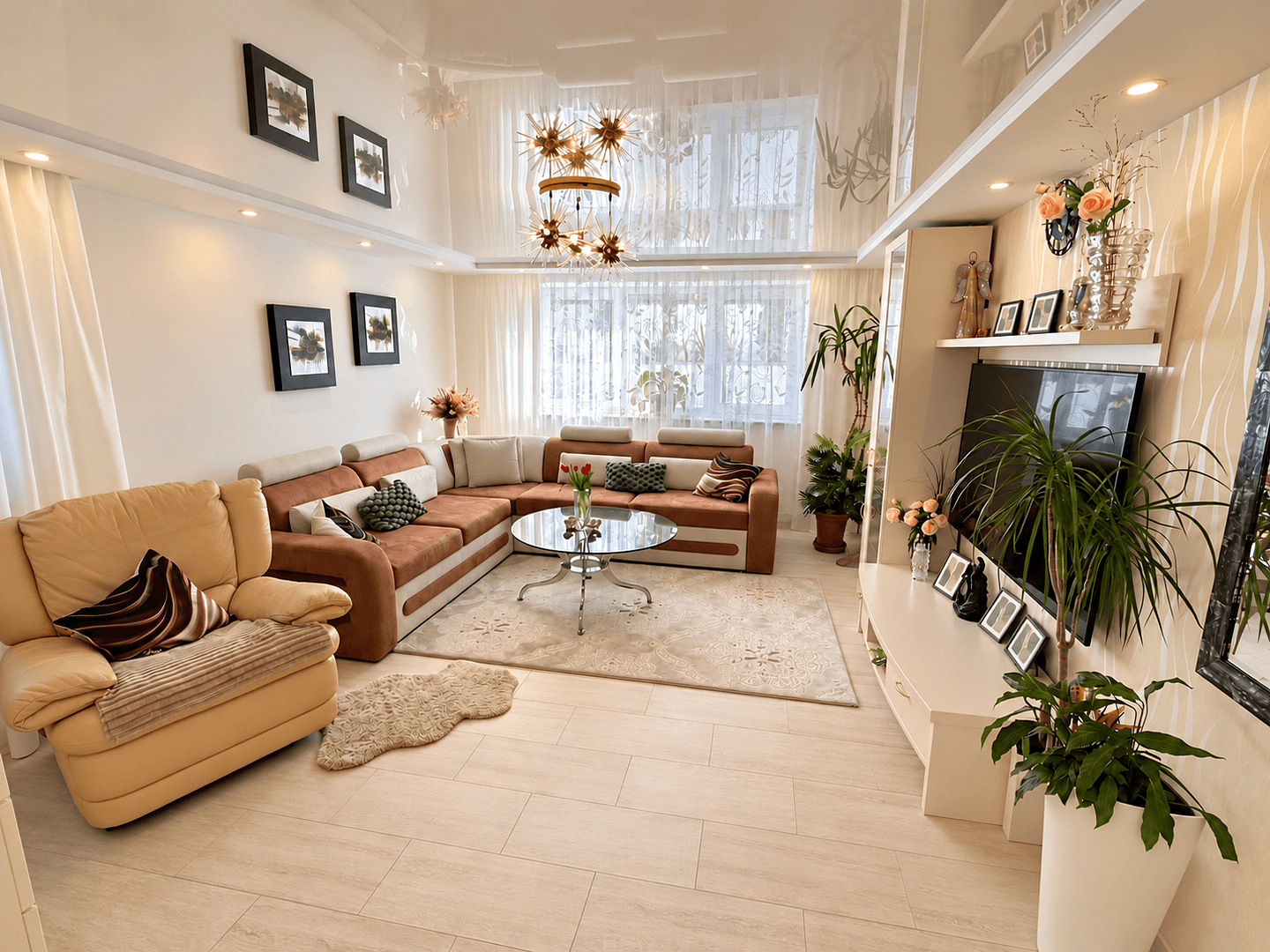Predaj domu 290 m², pozemok 599 m², Kontakt: Lisa Tel.: 017670904071, Königsbrunn, Bavorsko Predaj domu 290 m², pozemok 599 m², Kontakt: Lisa Tel.: 017670904071, Königsbrunn, Bavorsko