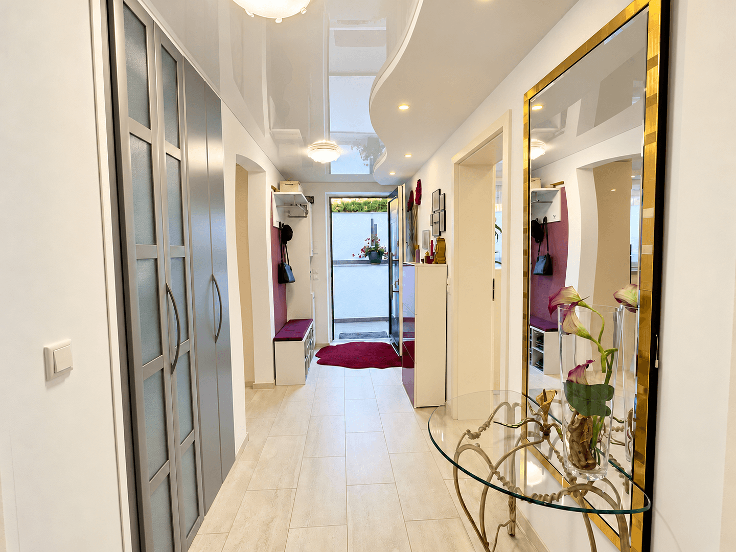 Predaj domu 290 m², pozemok 599 m², Kontakt: Lisa Tel.: 017670904071, Königsbrunn, Bavorsko Predaj domu 290 m², pozemok 599 m², Kontakt: Lisa Tel.: 017670904071, Königsbrunn, Bavorsko