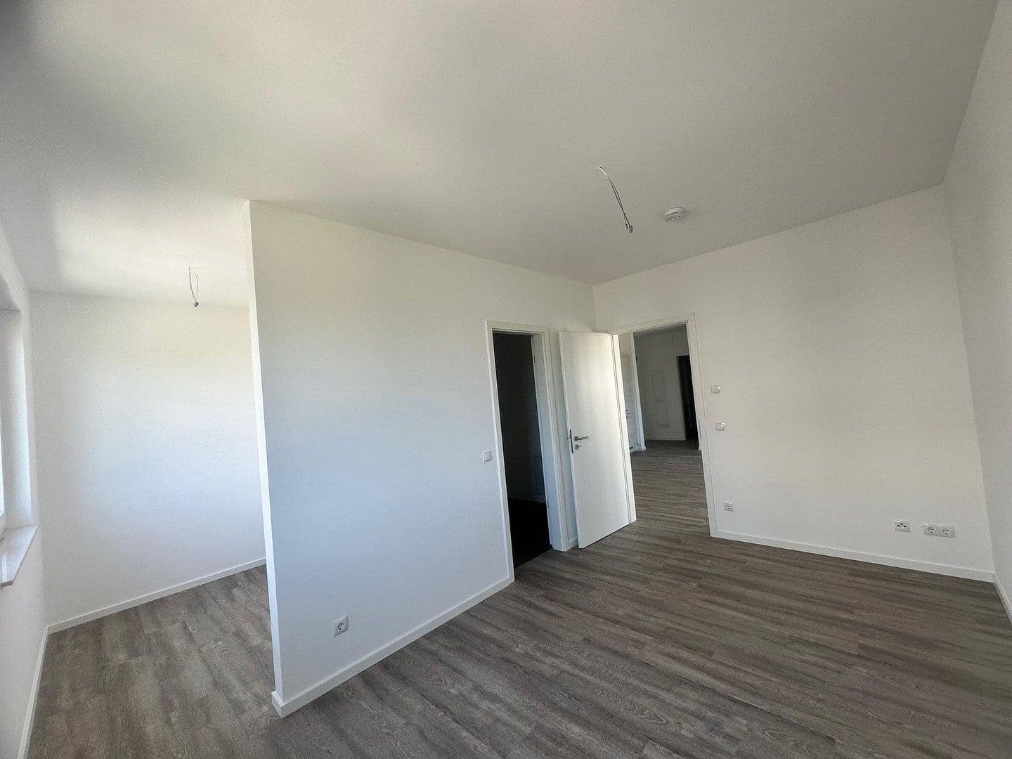 Prenájom bytu 3-izbový 78 m², Regener Straße 65, Berlin, Berlín Prenájom bytu 3-izbový 78 m², Regener Straße 65, Berlin, Berlín