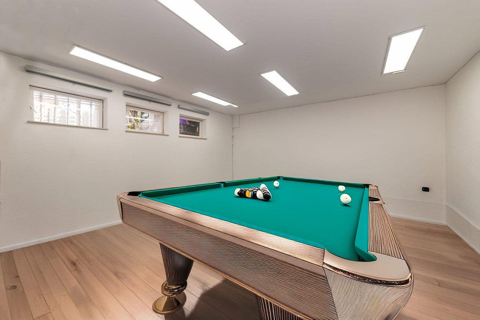 Predaj domu 261 m², pozemok 480 m², Rohrdorf, Bavorsko Predaj domu 261 m², pozemok 480 m², Rohrdorf, Bavorsko