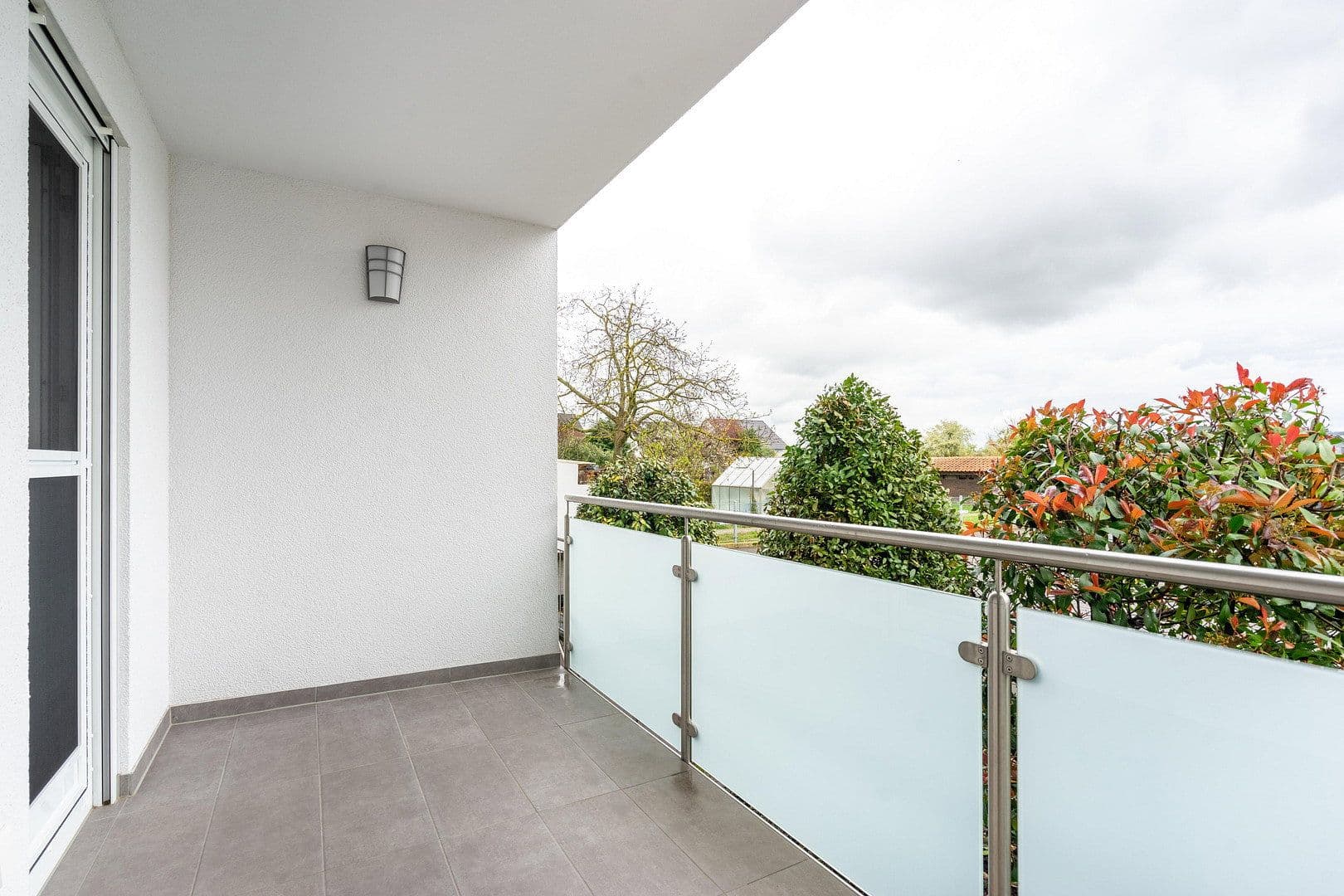 Prenájom bytu 3-izbový 94 m², Grolsheim, Porýnie-Falcko Prenájom bytu 3-izbový 94 m², Grolsheim, Porýnie-Falcko
