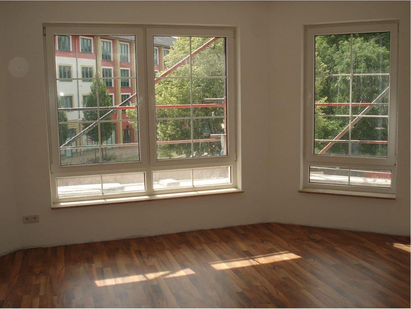 Prenájom bytu 3-izbový 84 m², Heinersdorfer Straße 48, Bernau, Brandenbursko Prenájom bytu 3-izbový 84 m², Heinersdorfer Straße 48, Bernau, Brandenbursko