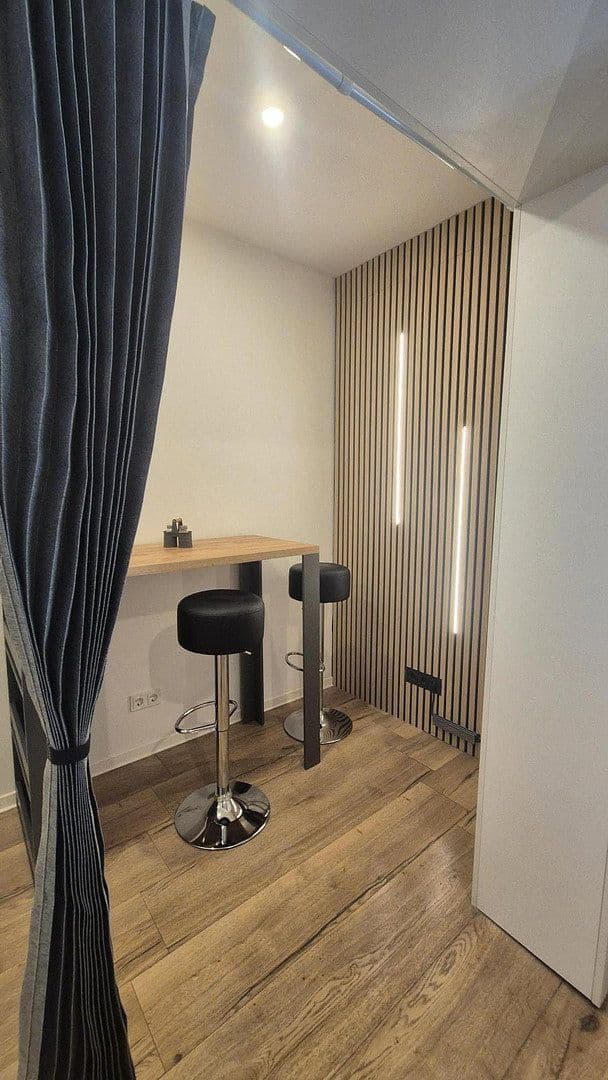 Prenájom bytu 22 m², Saarbrücken, Sársko Prenájom bytu 22 m², Saarbrücken, Sársko