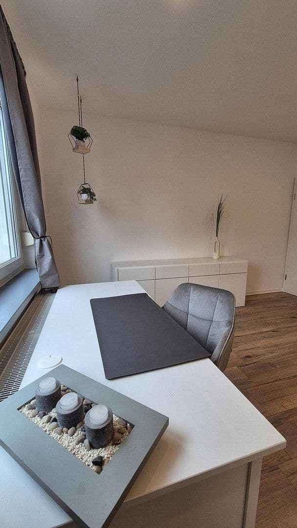 Prenájom bytu 22 m², Saarbrücken, Sársko Prenájom bytu 22 m², Saarbrücken, Sársko
