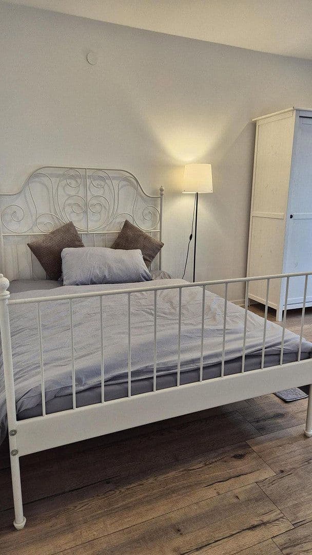 Prenájom bytu 22 m², Saarbrücken, Sársko Prenájom bytu 22 m², Saarbrücken, Sársko