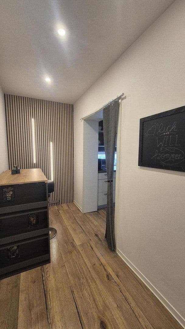 Prenájom bytu 22 m², Saarbrücken, Sársko Prenájom bytu 22 m², Saarbrücken, Sársko