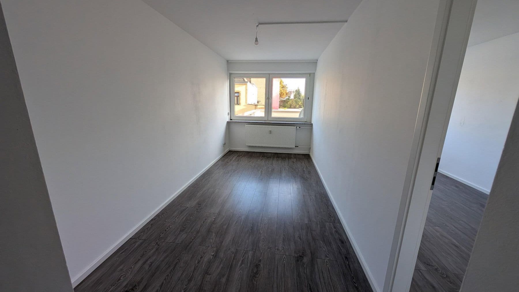 Predaj bytu 3-izbový 86 m², Neusser Str. 723, Köln, Severné Porýnie - Westfálsko Predaj bytu 3-izbový 86 m², Neusser Str. 723, Köln, Severné Porýnie - Westfálsko
